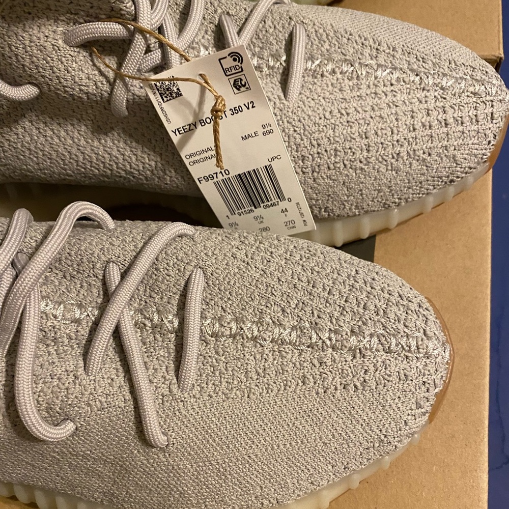 Adidas Yeezy Boost 350 V2 Size 10 Men’s